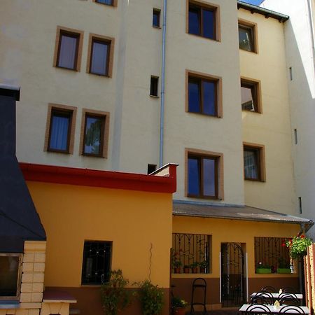 Pension Duel Ústí nad Labem Exteriör bild