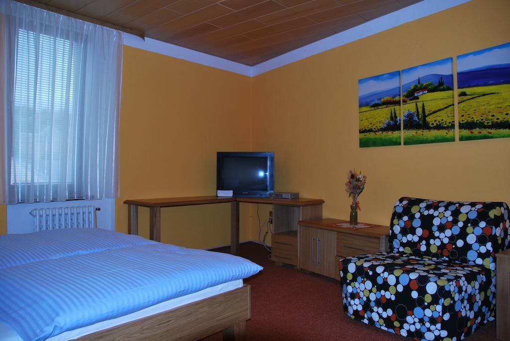 Pension Duel Ústí nad Labem Rum bild